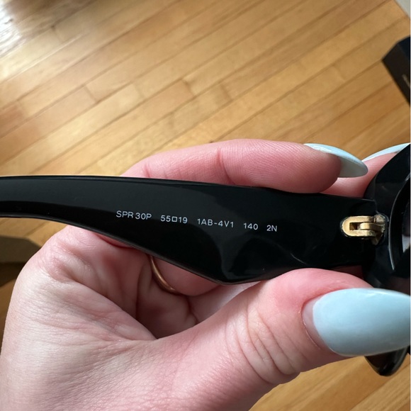 PRADA Milano Sunglasses Black - Picture 11 of 12